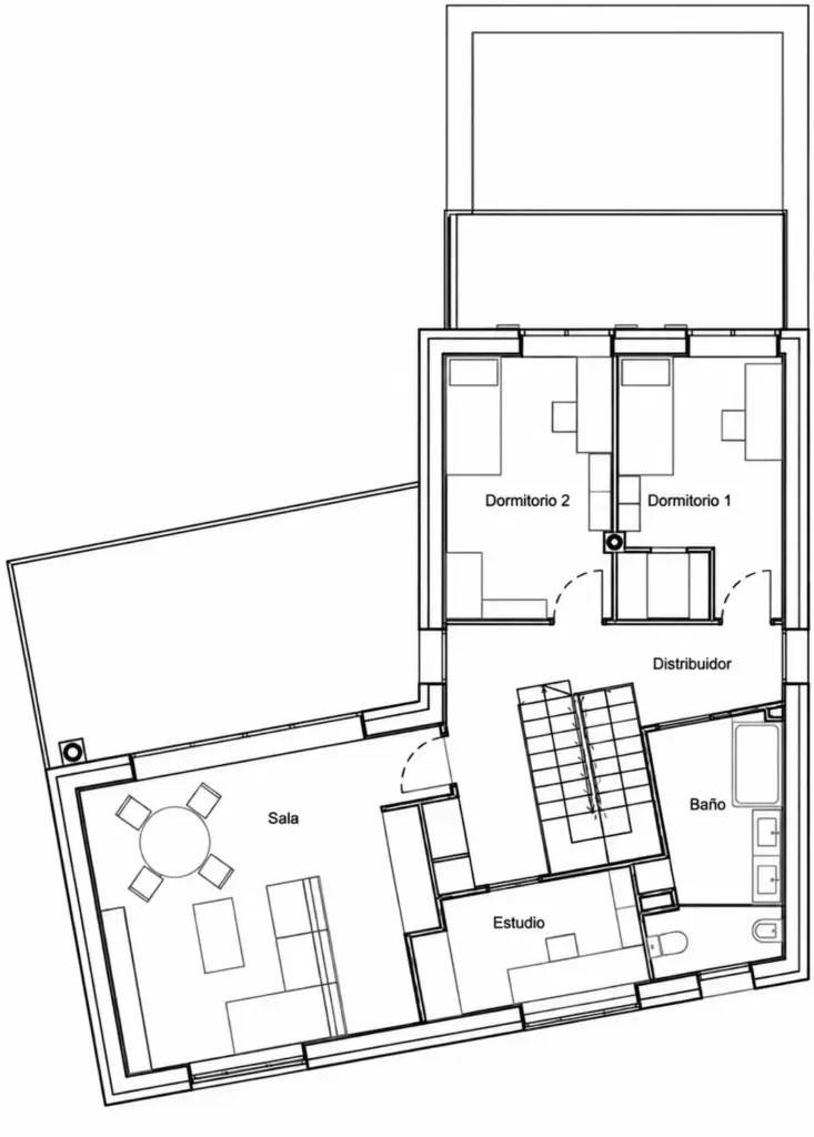 Plano arquitectónico monocromático con estancias etiquetadas